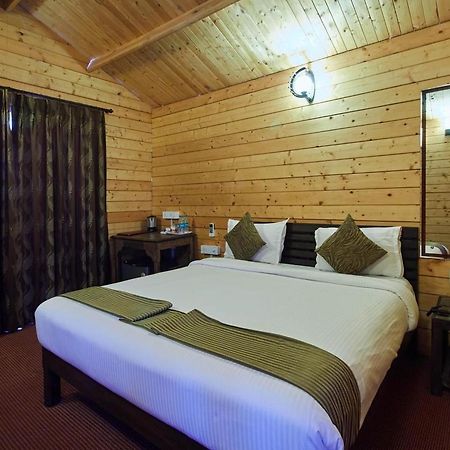 Tiara Fiesta Beach Cottages Morjim Buitenkant foto